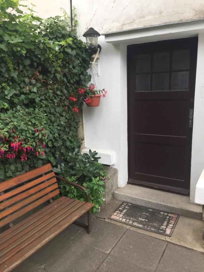 Blue Apartment In Beautiful English Style Garden With Atmosphere 프라하 외부 사진